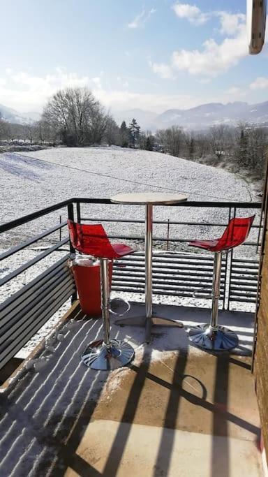Balcons Du Royans.Logement Entier Piscine Saint-Jean-en-Royans Esterno foto